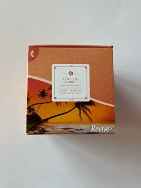 Revive Tropical Sorbet Soy Candle - 🍊